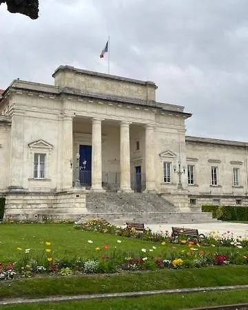 L'Insolite Saintes Exterior photo
